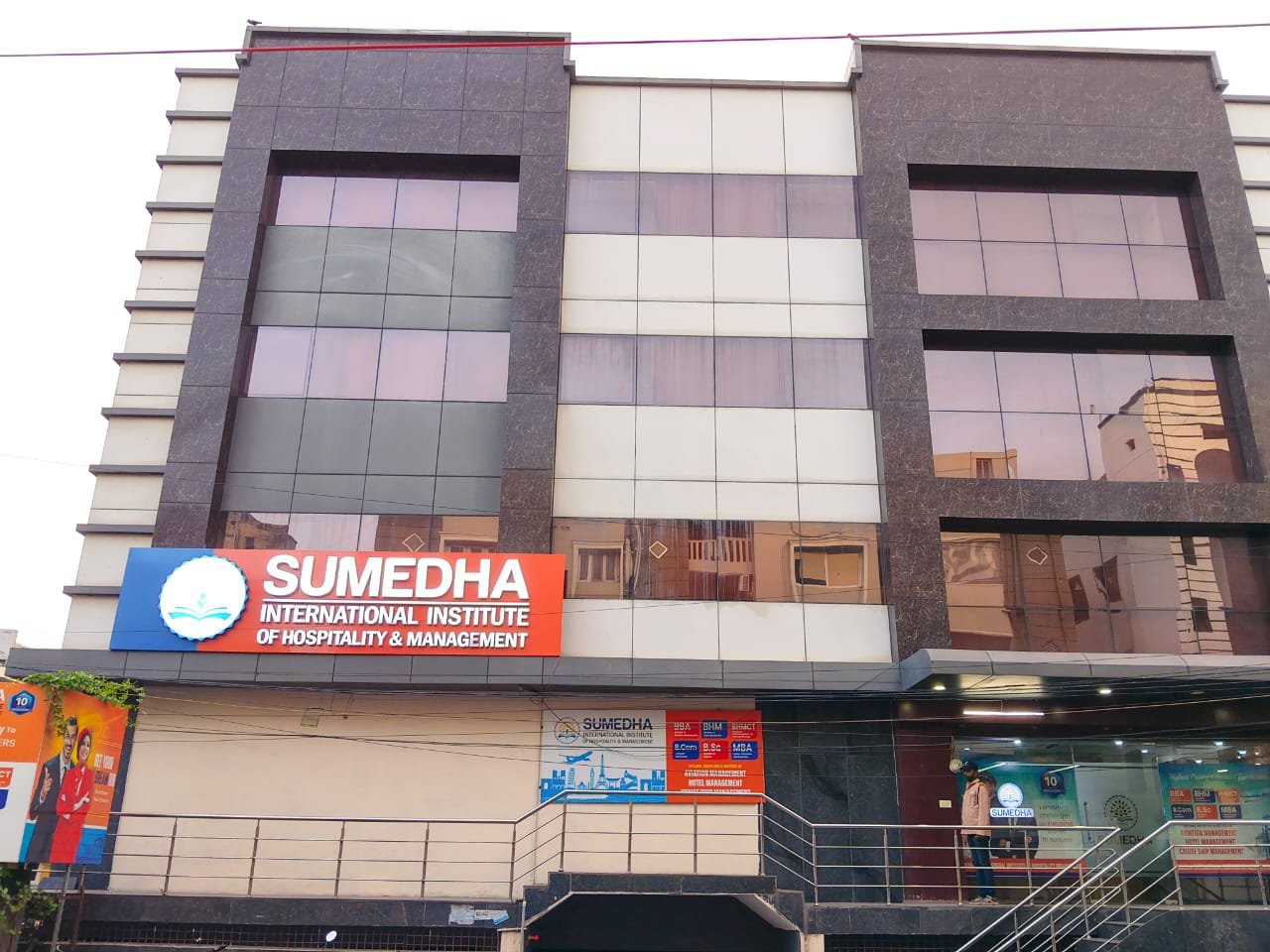 Sumedha Diamond Park Campus